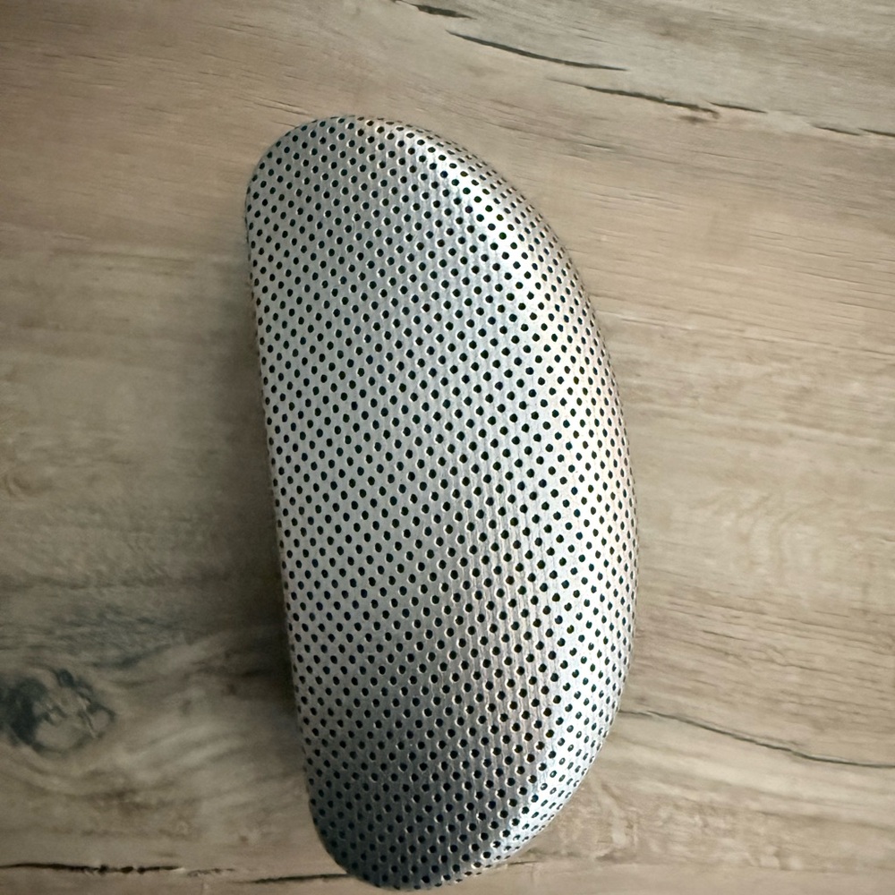 Eye glasses case